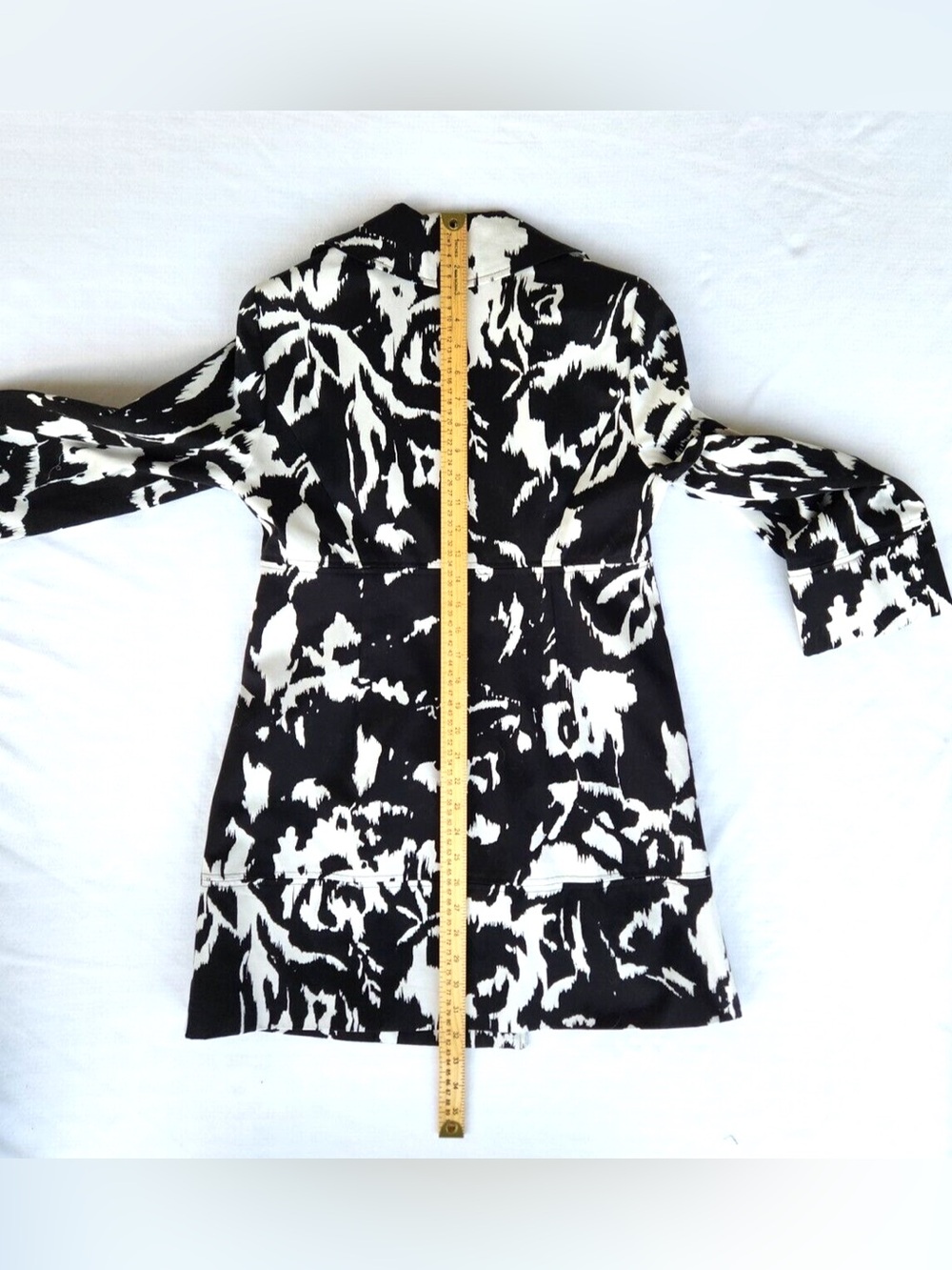 INC  International  Concepts abstract print  double-breasted trench coat L